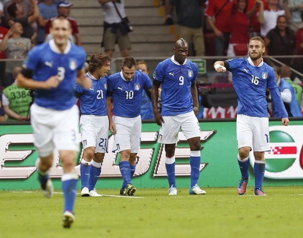 Niềm vui của các tuyển thủ Italia.